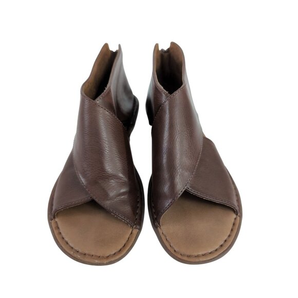 BOC Moc Sandal Womens 6 Brown Vegan Leather Back Zip Casual Contemporary Earthy - Picture 2 of 10